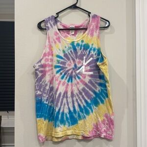 Twin XL band tank top- large